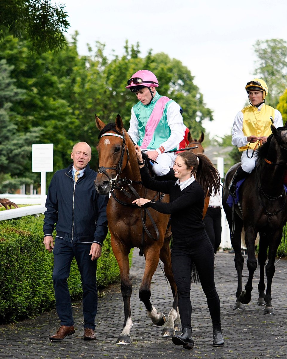 We are racing today🌟

Gates Open: 4:00pm
First Race: 5:40
Last Race: 8:40pm