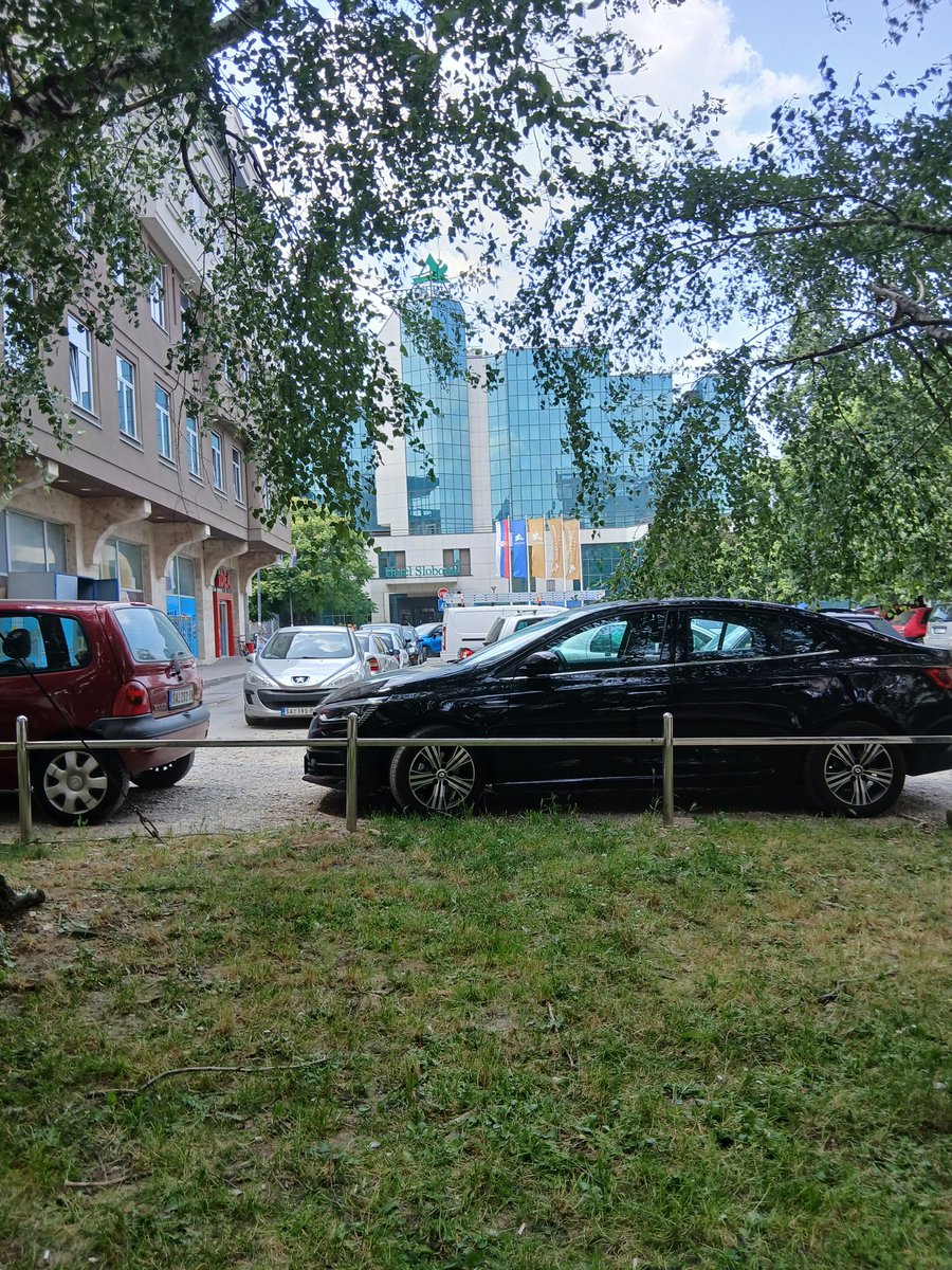 Trenutno mir i tišina, izvela me moja Vila na vazduh. Moj Šabac.