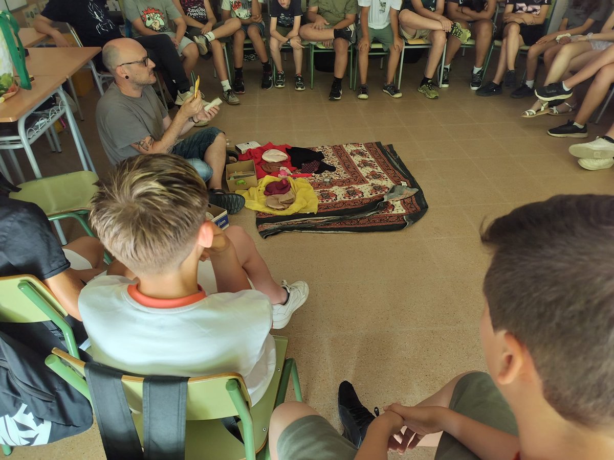 💬 Últim taller de sexualitat emocional!
Avui hem fet un resum de tot el que hem après i hem resolt dubtes a través d’una dinàmica anònima molt respectuosa i divertida.

Un espai segur per parlar, escoltar, preguntar i entendre.
💛 Ens coneixem millor, ens respectem més.