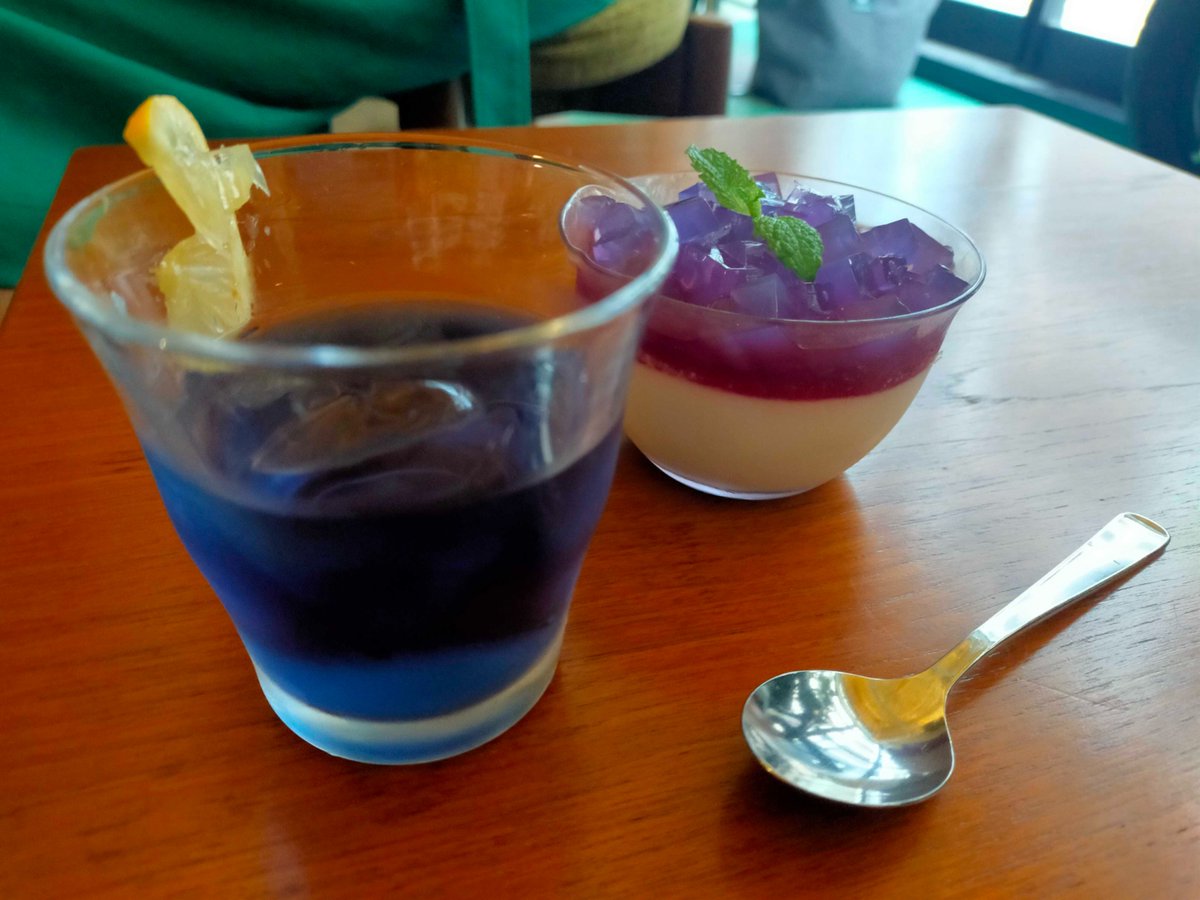 yakugaku_radio's tweet photo. 📮ポストリレー🏃 (みき)

私が常連になっているお気に入りのCafeがあります☕ 
今年の3月で営業終了…
のはずが、店主の意向で、まさかの「営業再開」！
6月限定メニュー美味しすぎた😋
今年���常連1位目指します✌️ https://t.co/URqCCcB5sN