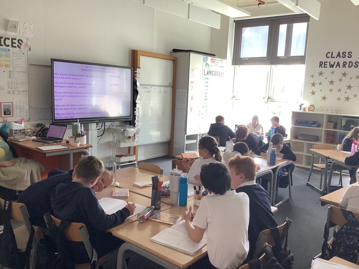 P5a have been answering comprehension questions about ‘Charlie and the Chocolate Factory’. This week we looked at the Inventing Room.