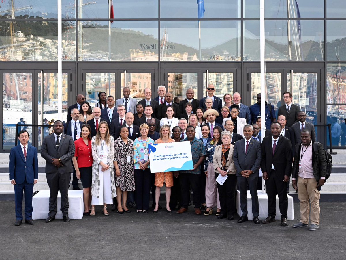 BurundiOnu's tweet image. Le #Burundi soutient l’#AppelDeNice en faveur d’un traité ambitieux, universel et juridiquement contraignant pour mettre fin à la pollution plastique.
#UNOC3
#PlasticsTreaty #Multilatéralisme