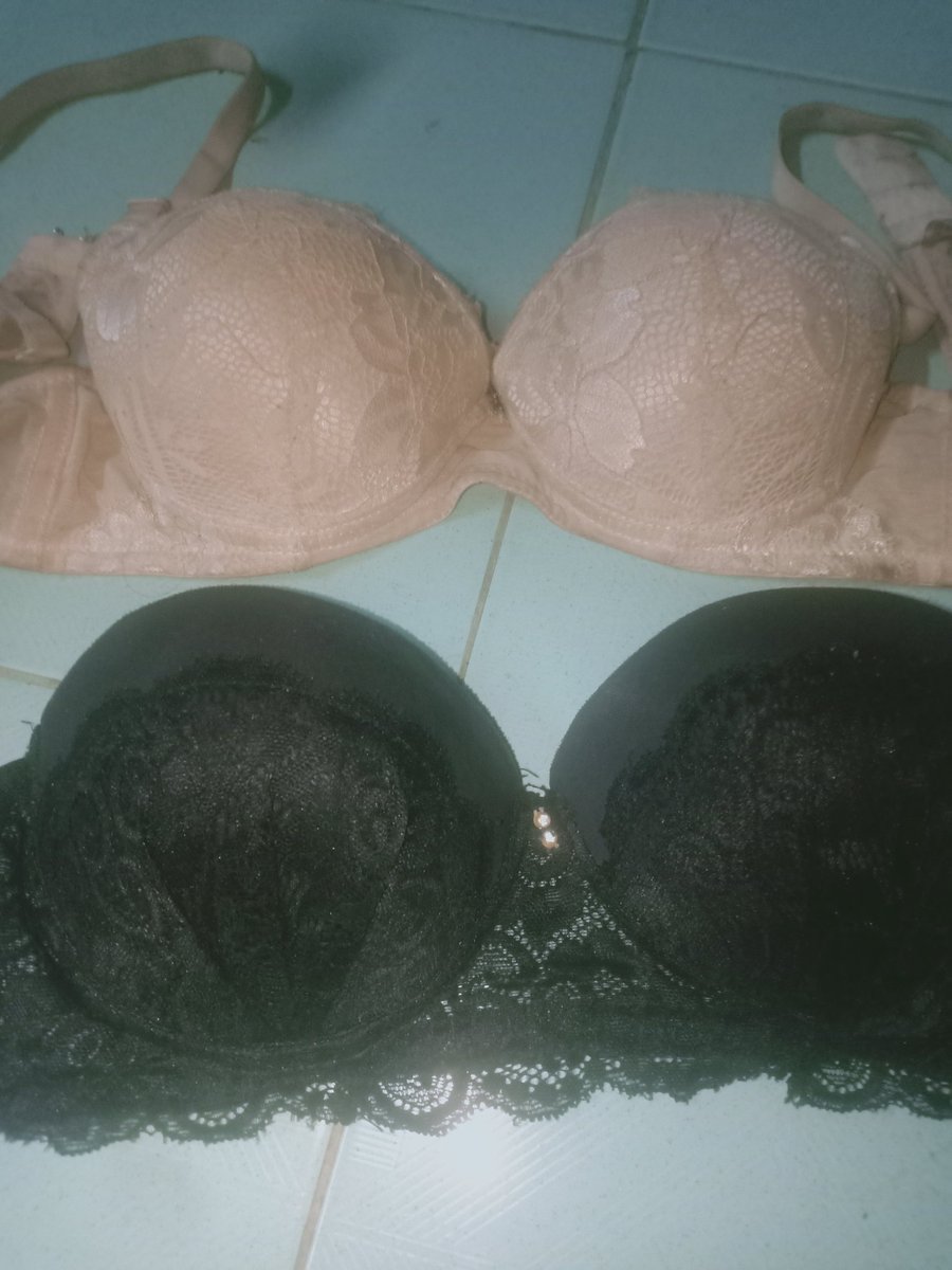VoVdanh1676343's tweet photo. Thấy như nào ae 😁 mất mấy tháng mới chụp đc nhiều vậy đó 😁
#panties #dolot https://t.co/pgvvHenRVs