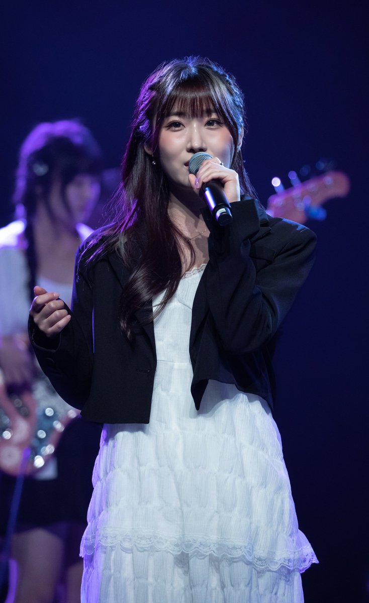 #서령 #공원소녀 #gwsn #seoryoung
#나의_바다_나의_우주 #MY_SEA_MY_UNIVERSE
2025.06.12
서령이 솔로곡 나의바다 나의우주 1주년 축하해!!
항상 응원할게요