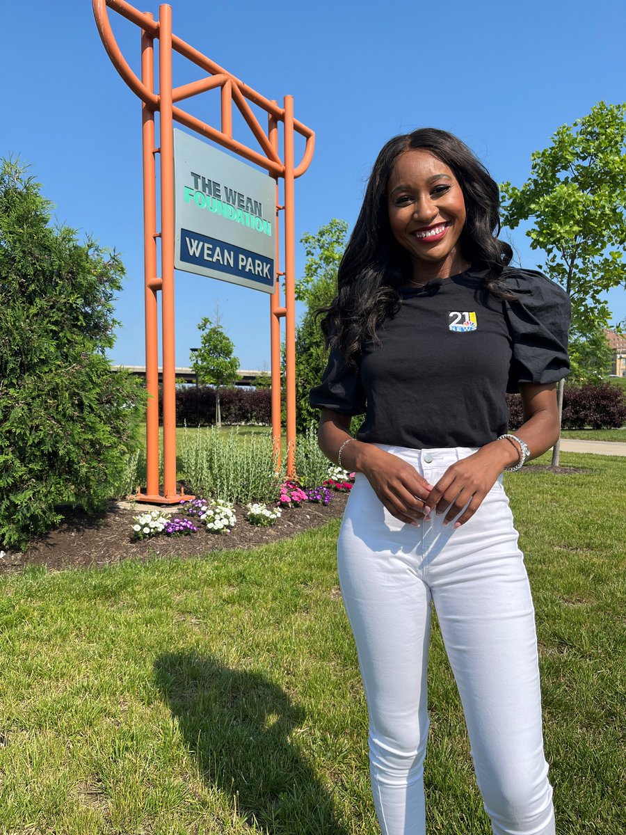 . <a href="/SydneyWFMJ/">Sydney Canty</a> was out at Wean Park this morning recording a promo for the Youngstown Juneteenth Cultural Festival's Soul Food Cook Off! More details here youngstownjuneteenth.com