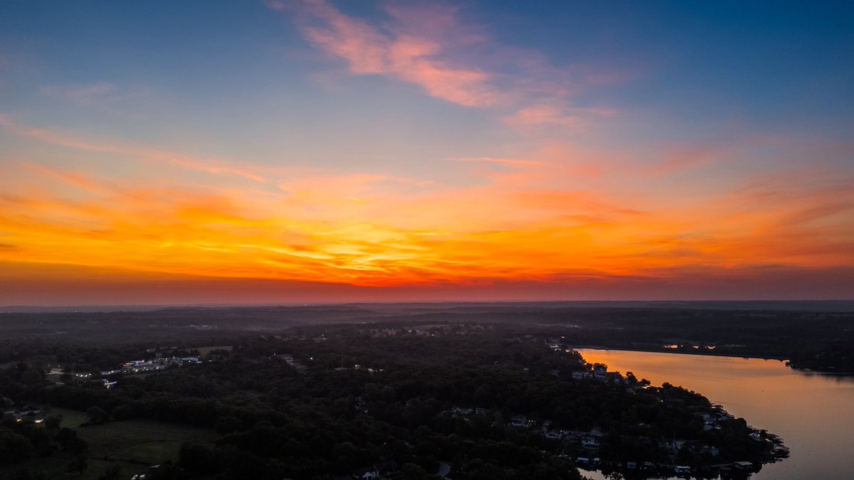 Ben (@runningninja23) on Twitter photo Was it the smoke or the clouds that made the sunrise so pretty? 🤔<a href="/fox4wx/">Fox 4 Weather KC</a> <a href="/JacobLanierWx/">Jacob Lanier</a> <a href="/AlexCounteeWX/">Alex Countee</a> <a href="/KarliRitter/">Karli Ritter</a> <a href="/MBogowith/">Michelle Bogowith</a> Was it the smoke or the clouds that made the sunrise so pretty? 🤔<a href="/fox4wx/">Fox 4 Weather KC</a> <a href="/JacobLanierWx/">Jacob Lanier</a> <a href="/AlexCounteeWX/">Alex Countee</a> <a href="/KarliRitter/">Karli Ritter</a> <a href="/MBogowith/">Michelle Bogowith</a>