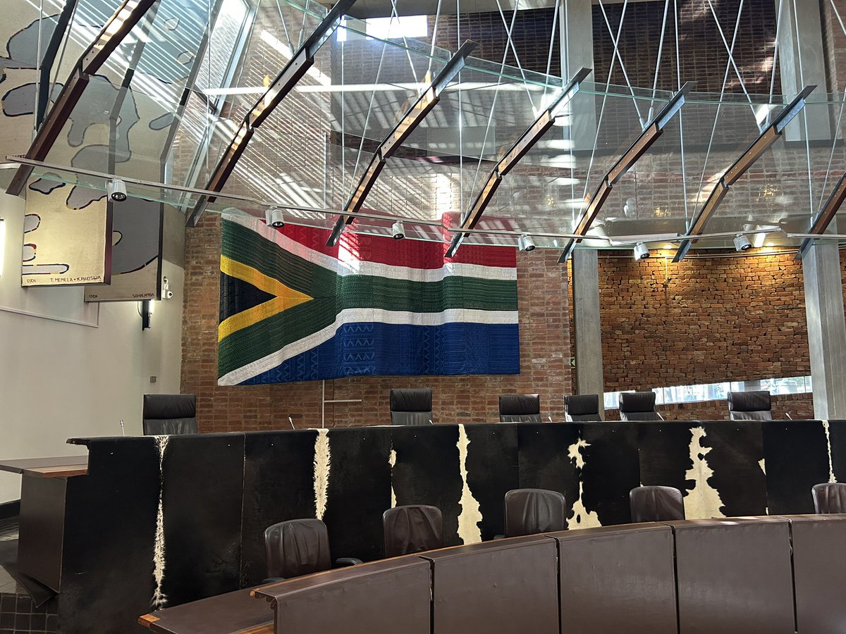 wjpgeerts's tweet image. During my visit to South Africa, I met with civil society & government representatives to discuss #HumanRights. 🇿🇦’s commitment to human rights and the country’s vibrant civil society offer inspiration. 🇳🇱 remains committed to supporting these efforts @DutchMFA @NLinSouthAfrica