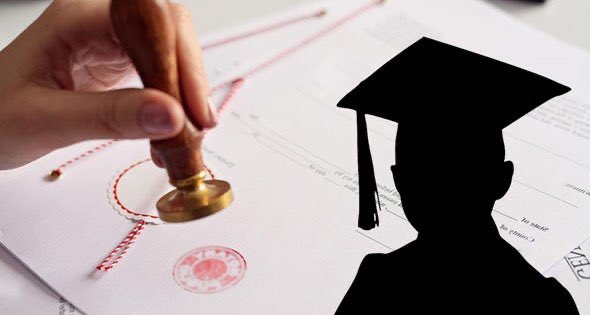 الأنواع:

دبلوم مهني يتعلق بتدريب مهني معين مثل إدارة الأعمال أو البرمجة
دبلوم دراسات متقدمة يقدم مزيد من الدراسة بعد درجة البكالوريوس في مجالات محددة
شهادات احترافية قد تكون موجهة نحو الحصول على مهارات معينة في مجالات مهنية مثل المحاسبة أو تكنولوجيا المعلومات

#جامعات