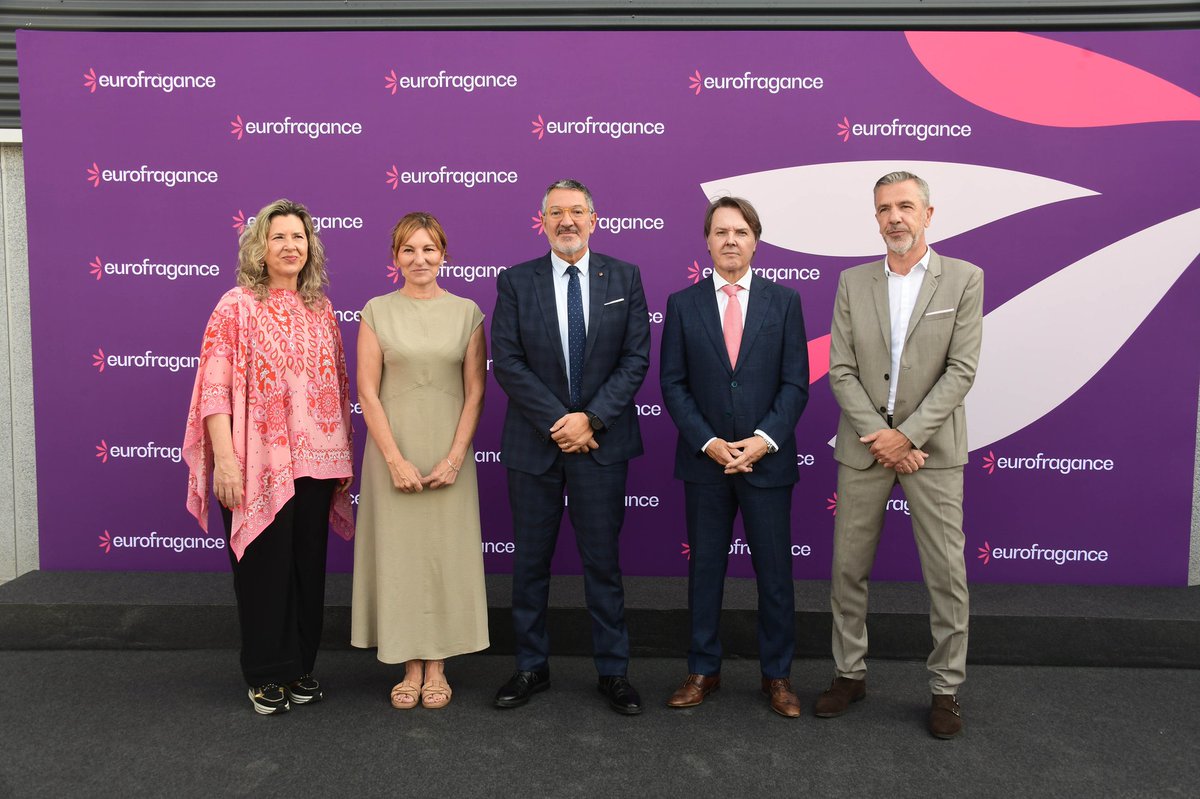 L'empresa de #rubicity <a href="/eurofragance/">Eurofragance</a> inaugura l'ampliació de les seves instal·lacions. En aquesta notícia pots veure un vídeo de l'esdeveniment i l'interior de la factoria rubinenca. Han assistit l'alcaldessa <a href="/anammartinez/">Ana Maria Martínez</a> i el conseller @miquelsamper ⤵️
radiorubi.cat/news/id/radior…