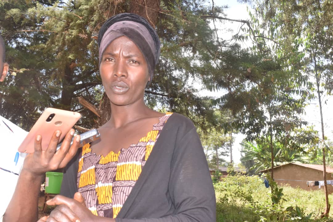 MagazineJimbere's tweet photo. 📱 380 téléphones portables ont été distribués aux personnes démunies de la @makambaProvince. Grâce à ces appareils, les bénéficiaires recevront 72.000 BIF par 2 mois via IBB M+, dans le cadre du programme #Merankabandi
👥 Ces bénéficiaires, issus de toutes les zones de la commune Makamba, ont été sélectionnés pour leur situation de grande vulnérabilité. Le représentant du programme a insisté sur l’importance de bien conserver les téléphones, indispensables pour accéder à l’aide mensuelle
🙏🏿 Les bénéficiaires ont exprimé leur gratitude envers le programme #Merankabandi, saluant une initiative qui leur offre une chance de sortir de la pauvreté
🎙️ Le Conseiller chargé des affaires politique administratif juridique et sociales de Makamba a salué ce soutien comme un véritable levier économique, encourageant les bénéficiaires à l’utiliser comme capital de départ pour des projets générateurs de revenus
#Burundi #InclusionSociale #Jimbere
