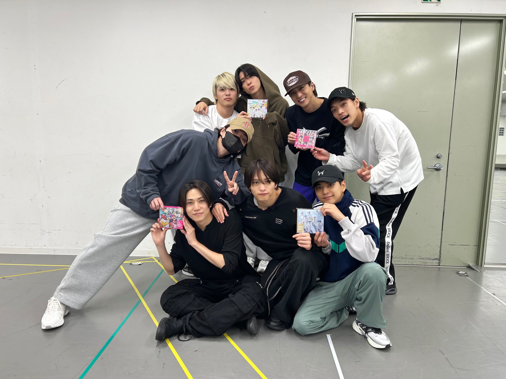 timelesz FAM セット 楽天市場】【即納】【3形態Blu-rayセット】【月間優良ショップ