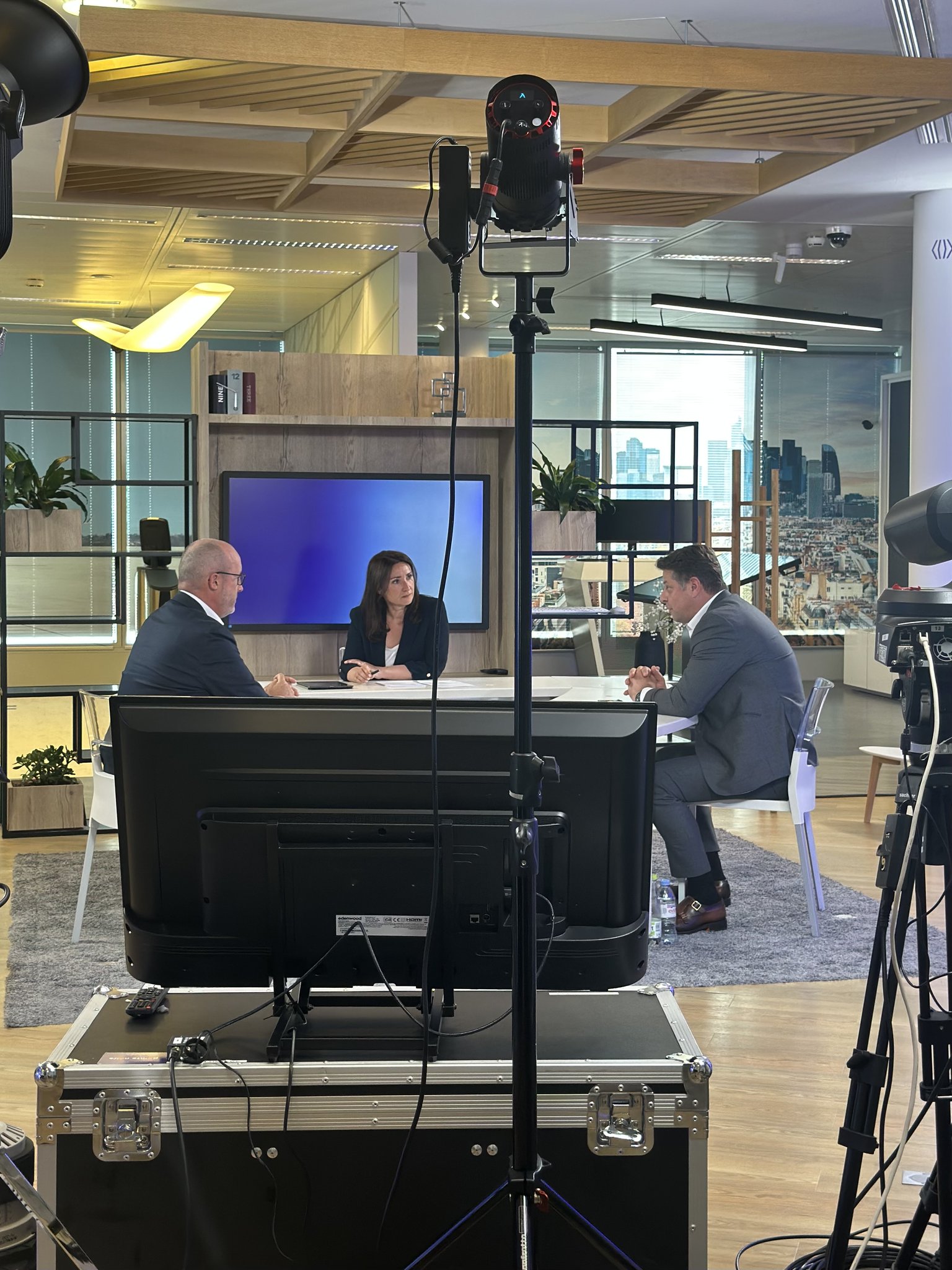 Image for the Tweet beginning: BTS of our InSighTs Live