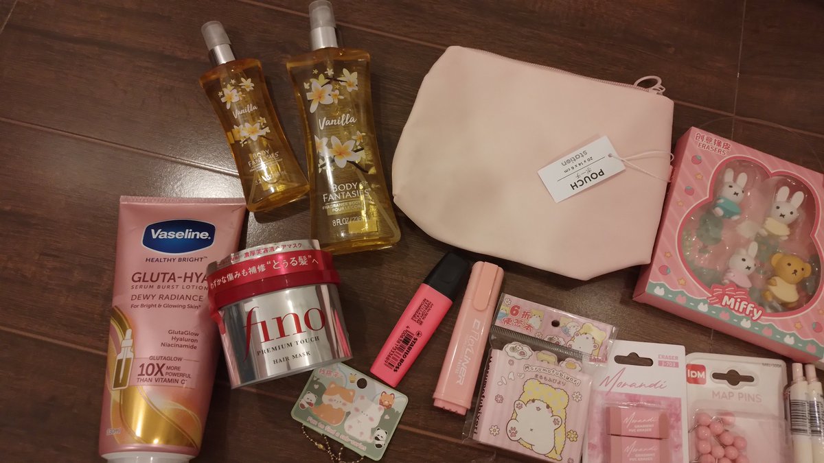RIMINANE's tweet photo. Mall haul after so long 😼🙏
#klepto https://t.co/qGS5wWbfO6