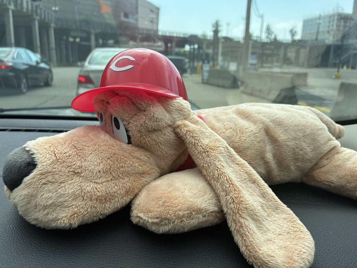 millercpa's tweet image. Great time at Kentucky Society of CPAs  Family Fun Day at Cincinnati REDS Game at Great American Ball 🏈 Park - Cincinnati, Ohio with Olivia N. Davis, CPA and Kevin Miller last Sunday ❤️