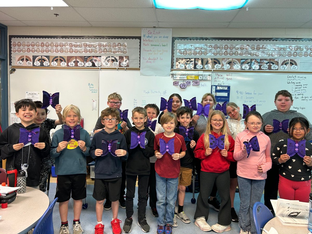 Students and educators across Canada joined #ClassroomsForACause to raise awareness for lupus—through art, empathy, and action.

From purple butterflies to school-wide displays, classrooms made lupus visible. 💜

See how: lupuscanada.org/classrooms-for…

#LupusAwareness #YouthInitiative