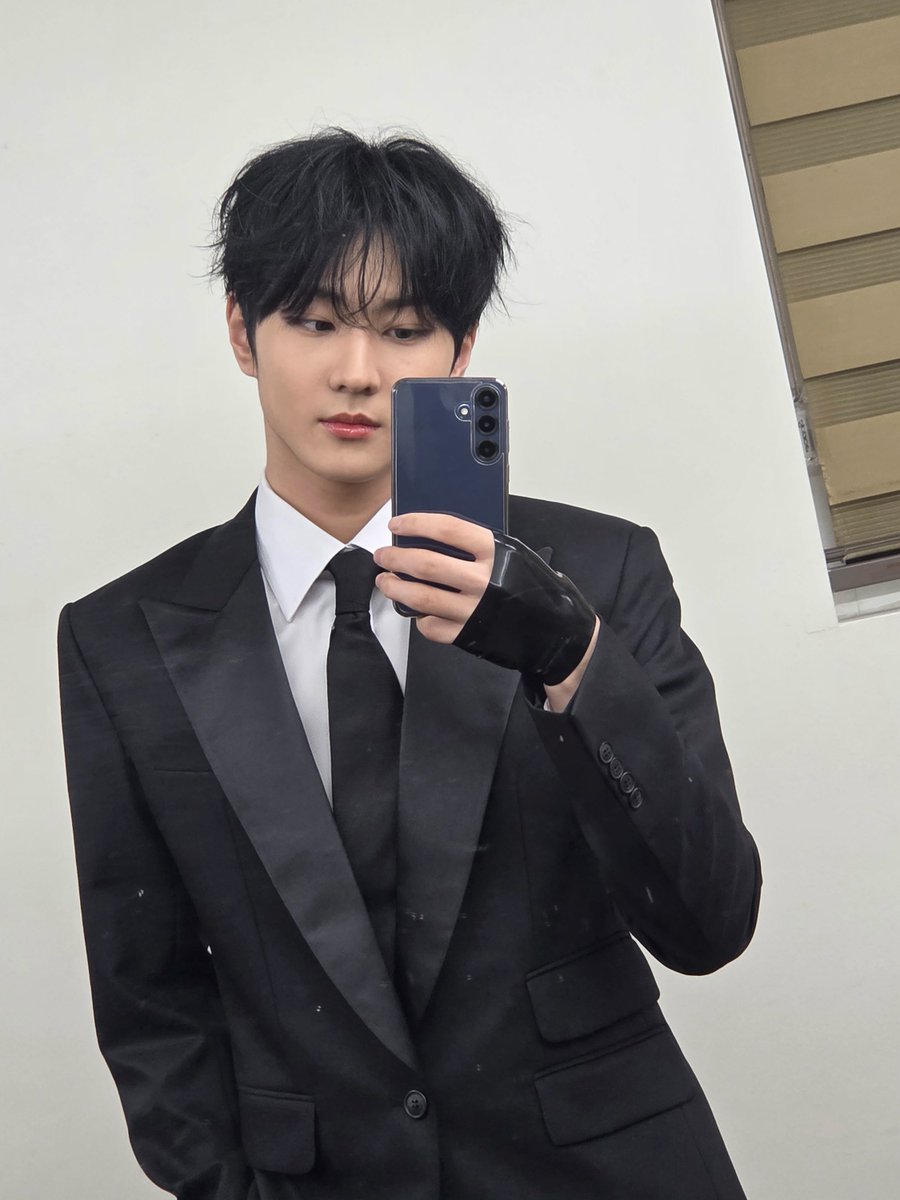 enhypenweverse's tweet image. [ #정원’s Post ] 250611

#JUNGWON: See you tomorroww

@ENHYPEN_members @ENHYPEN #ENHYPEN #엔하이픈