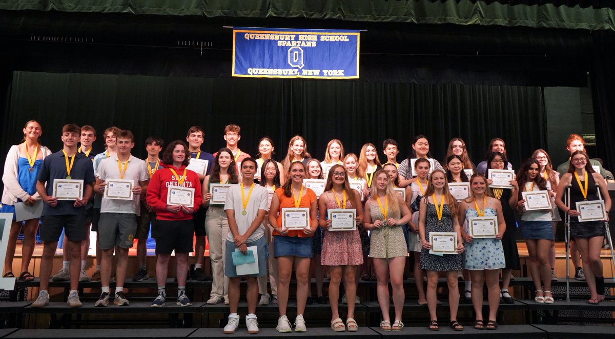 Thirty-six Queensbury High School students have earned the New York State Seal of Biliteracy! 🏅 Read more at: queensburyschool.org/article/2263998
#qufsd #QUFSD #queensburyhighschool