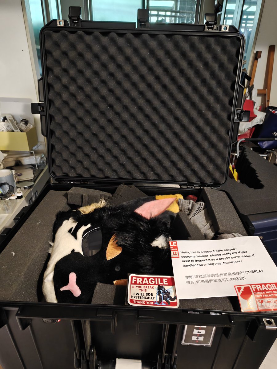 JtingF's tweet image. Car in box