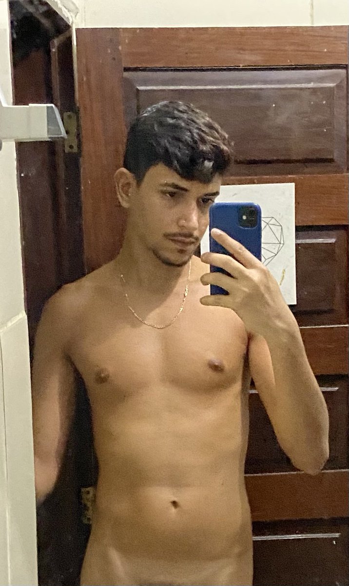 ventsew's tweet photo. É assim a trend? https://t.co/9lOKPXlxJD