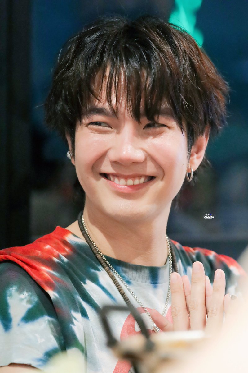 Authentic ตาสระอิ 🤏🏻

BUILD THIRTYONE DERLAND
070625 #HAPPYBUILDTURNS31
꒰ <a href="/JakeB4rever/">BIU.</a> #BuildJakapan ꒱ 
#Beyourluve 

#bluuniversepic