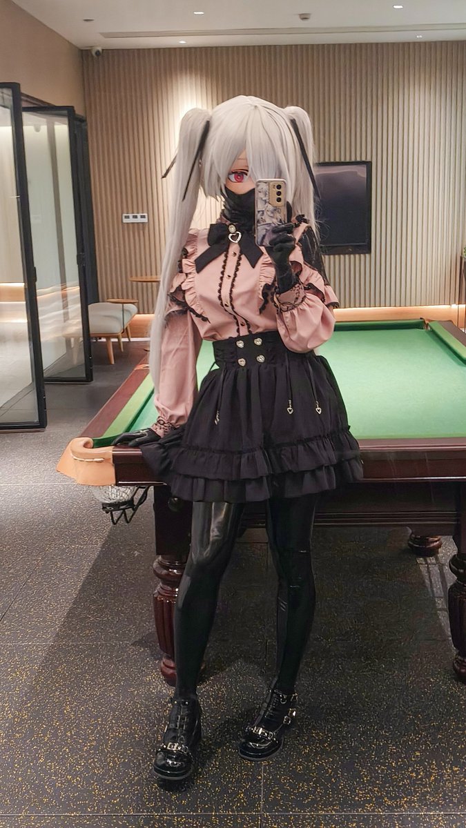 灰姑娘
乳胶地雷装
シンデレラ 
地雷系コーデ
Inspired by <a href="/tenkisei_/">zǐwēiyuán</a> 
#NIKKEAnniversary #NIKKEcosplay #NIKKEfanart