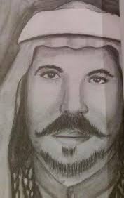 history_439's tweet photo. فارس من فرسان الجزيرة العربية ، ضربت به الأمثال في الشجاعة والإقدام.
"تراحيب بن بصيص" 
قال فيه الشاعر محمد الخس المطيري وهو يصف   مضراب شلفاه:

ذَبَحْتني يا سيد كل الرّعابيب
فَجّيت قلبي يا ريش العين فجّي
فجٍّ مثل مضراب شلفا تريحيب
شلفا تخلّي الدم الأحمر يكجّي
لا وردت من كفّ مرو المغاليب
والخيل كاسيها ضبابٍ وعجّي

وقال عنه الملك عبدالعزيز:
“تراحيب أفرس فرسان زمانه.
مات وعمره مايقارب العشرين عاماً .