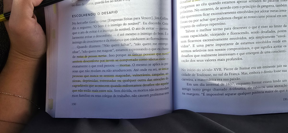 she will tweet media