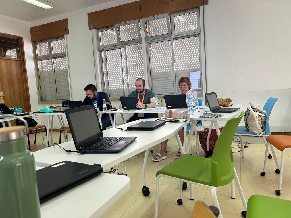 Uploading content to the project app @blooming_digi today <a href="/erasmusplus/">ERASMUS+</a> <a href="/jcsplibraries/">JCSP Library Project</a> @leargas