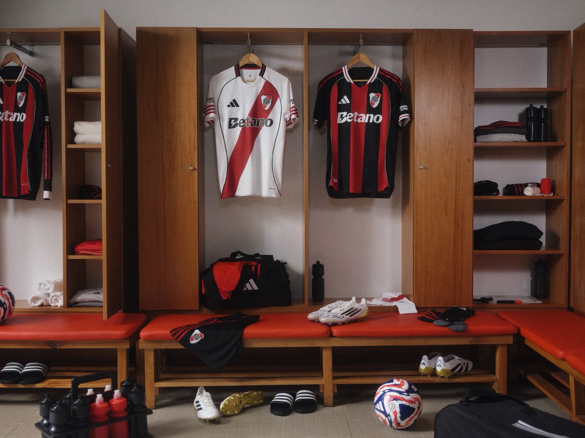 Se estrenó la nueva piel de River en el Mundial de Clubes. Maravillosa.