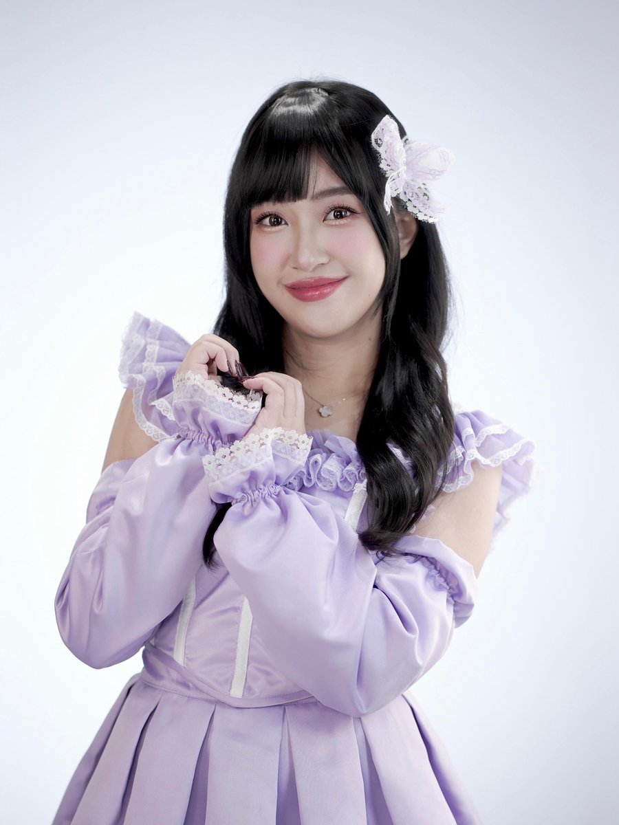 mokugekisha48's tweet image. LOOK: #MNL48 members in their new ishou. The Luxurious Designs-made costumes were used in their appearances in Mobile Legends Bang Bang Professional League (MPL) Playoffs last May 31 and in OPM Series: PPop Fest Year 2 last June 8.

(Photos from MNL48 members' IG pages)

(1/3)