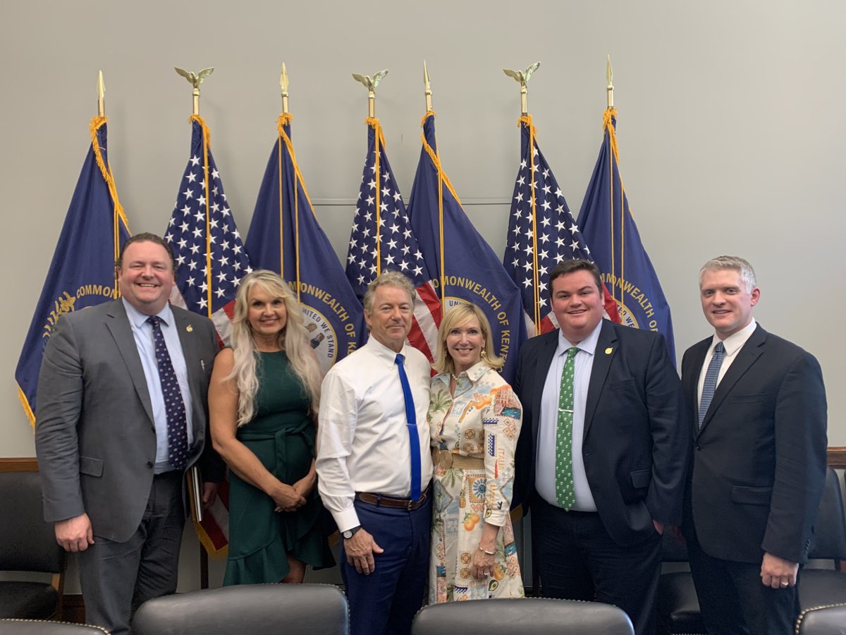 AFPKentucky's tweet photo. AFP-KY sat down with Senator Rand Paul and Dr. Kelley Paul in D.C. to talk real solutions—not more red tape. From health care to economic freedom, we’re working to unleash opportunity for all Kentuckians. 💪🇺🇸 #ProtectingProsperity #AFPKY https://t.co/arO0BsdhJj