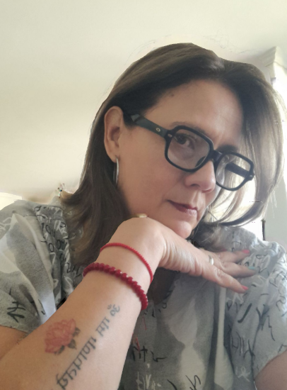 GeorgiaRamirezA's tweet image. Hoy celebro un año más de vida, el camino me ha traído a la parada número 53 y ya tengo la mochila preparada para recorrer otros 53.
Mi deseo hoy y siempre lleva 7 estrellas, brindo por mi, por ti y por la posibilidad de envejecer en tus playas 🇻🇪