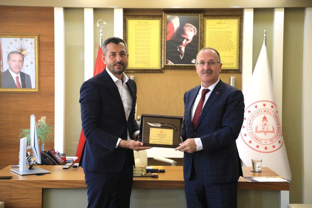 AK Parti Serik İlçe Başkanı Sayın Ahmet Söker, İl Millî Eğitim Müdürümüz Sayın Mehmet Yasin Eriş’e hayırlı olsun ziyaretinde bulunarak yeni görevinde başarılar diledi. 

Nazik ziyaretlerinden dolayı kendilerine teşekkür ederiz.

<a href="/tcmeb/">Millî Eğitim Bakanlığı</a> <a href="/Yusuf__Tekin/">Yusuf Tekin</a> <a href="/Mehmetyasineris/">Mehmet Yasin Eriş</a>