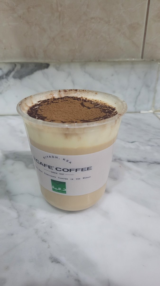 تيراميسو لاتيه من د.كيف 
19﷼ 
سيء ومافيه اي طعم مميز تحس انك ماخذ موكا