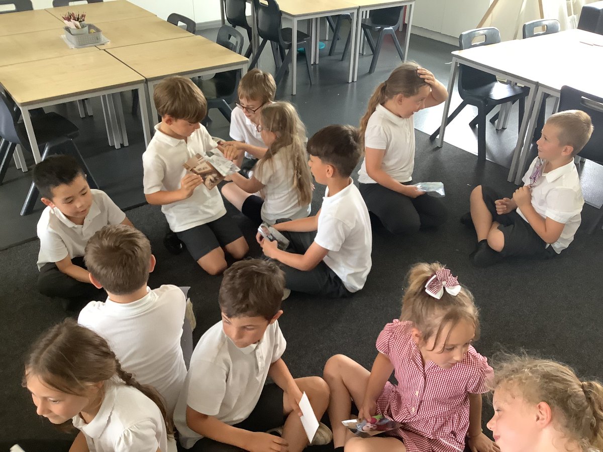 Fern Hunt (@fhuntstannes) on Twitter photo Year 2 loved sharing their baby photos in our PSHE lesson today. We discussed how we have changed since we were babies and thought about how we will continue to change as we get older. <a href="/StAnnes_EHS/">Emma Hardy Smith @ St.Anne’s</a> Year 2 loved sharing their baby photos in our PSHE lesson today. We discussed how we have changed since we were babies and thought about how we will continue to change as we get older. <a href="/StAnnes_EHS/">Emma Hardy Smith @ St.Anne’s</a>
