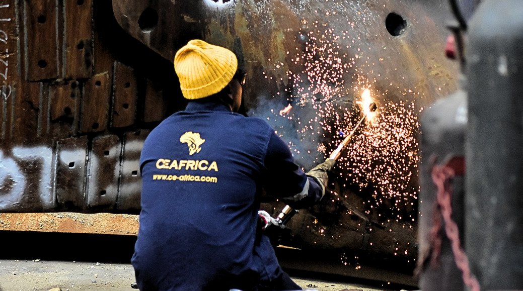 ceafricaptyltd's tweet photo. CE AFRICA® (Pty) Ltd – Your trusted partner in crusher repair and crushing equipment we find solutions and deliver directly across all Sub-Saharan Africa.
Proudly rooted in South Africa, we deliver expert services and industry-leading equipment to meet the toughest demands.

Explore more: 🌐 https://t.co/gsUuV90IUL
#CrusherRepair #CrusherEquipmentAfrica #CEAfrica #ProudlySouthAfrican #SubSaharanAfrica #MiningSolutions #DRC #Botswana #Zambia #mining #miningequipment  #Namibia #DemocraticRepublicofCongo