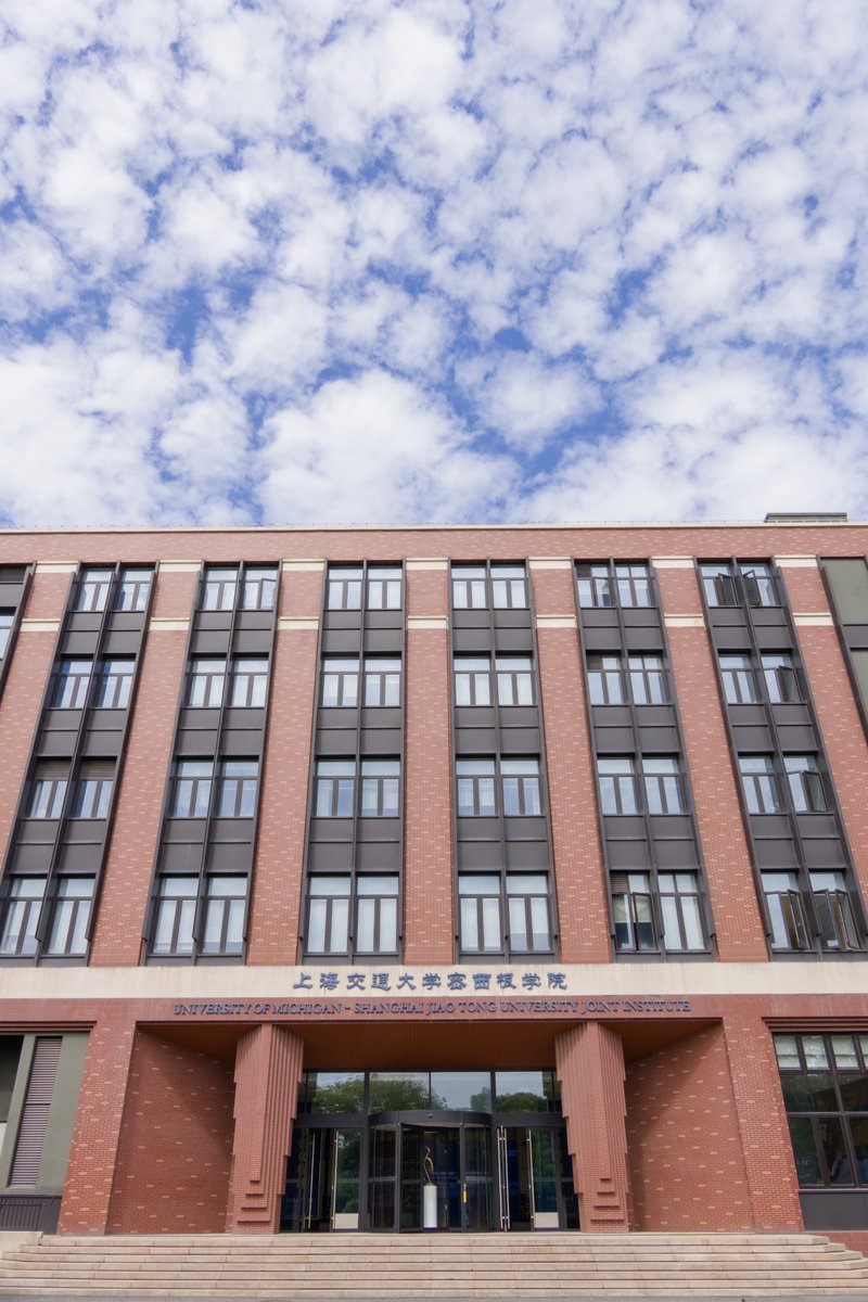 A perfect day on campus! Blue skies and fluffy clouds all around Shanghai Jiao Tong University. There's a special energy here when the sun is out, bringing our historic and modern architecture to life. Every corner tells a story—of academic legacy, groundbreaking innovation, and