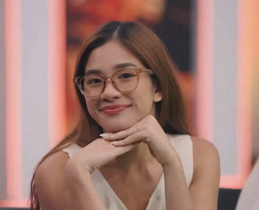 formalaiahshee's tweet photo. pretty                                           little baby 🤏🏻 https://t.co/VYfObs2Urb