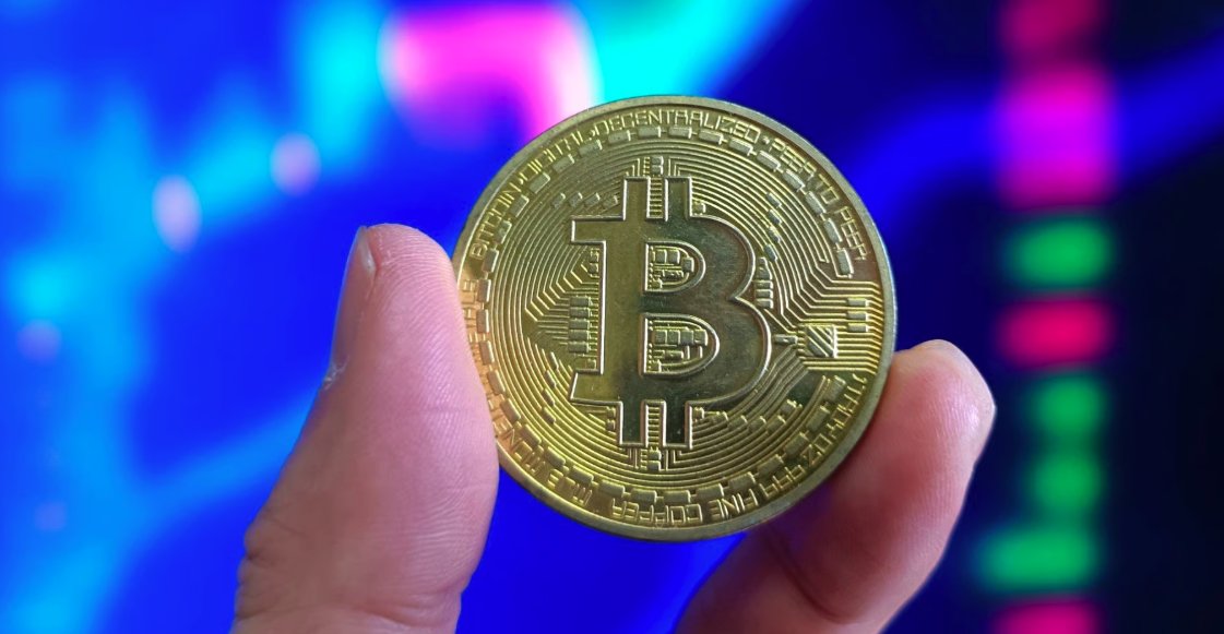 Jeanne Dussueil (@jdussueil) on Twitter photo 🚨. Face aux crypto-rapts, un député propose de faire disparaître les données sensibles des entrepreneurs
latribune.fr/technos-medias… par <a href="/bogdandebodnar/">Bogdan BODNAR</a> <a href="/LaTribune/">La Tribune</a> 🚨. Face aux crypto-rapts, un député propose de faire disparaître les données sensibles des entrepreneurs
latribune.fr/technos-medias… par <a href="/bogdandebodnar/">Bogdan BODNAR</a> <a href="/LaTribune/">La Tribune</a>