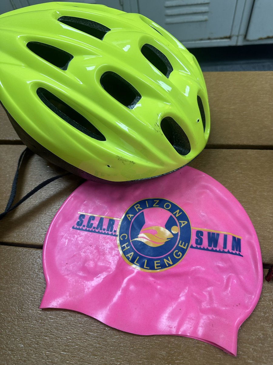 HerschelZahnd's tweet image. BRIC day grind:
🏊 1,775 yd swim
🚴 6.4 mi ride
🚴 6.48 mi ride
Stacked effort. High heart rate. Clear goal.
The bike is my focus before Japan, so I’m doubling down—literally.
#Ironman1406 #TriathleteInTraining #BRICsession #SwimBikeRun #NoExcuses
