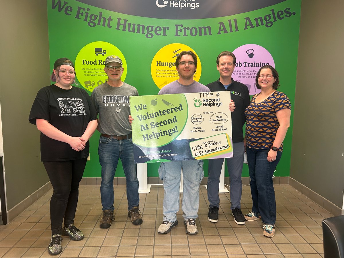🍽️ Our staff members rolled up their sleeves at Second Helpings to prepare and package nutritious meals using rescued food. These meals are redistributed to local shelters, pantries, and service agencies across Central Indiana. #CommunityImpact #Indianapolis #Volunteer