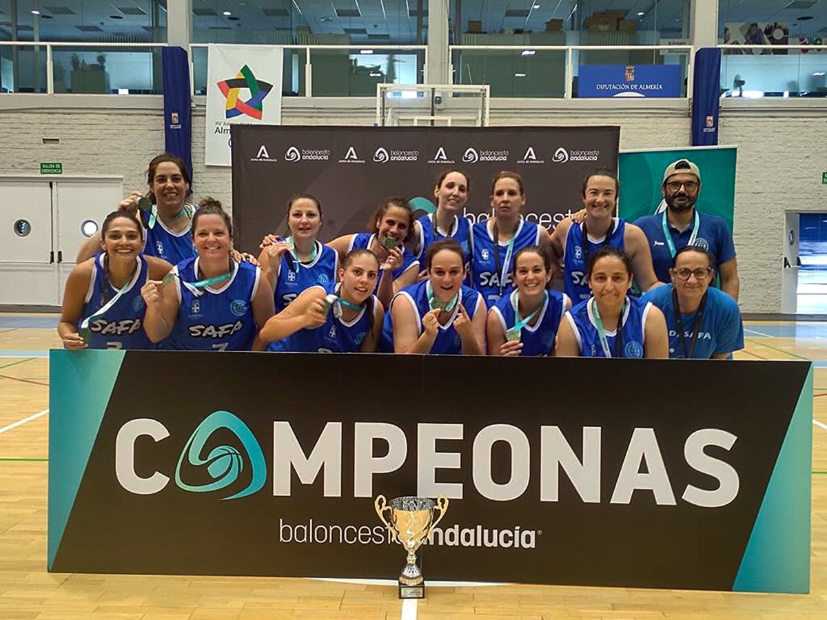 🤩 No… no fue un sueño… nuestras Séniors se proclamaron campeonas de la Liga +30 el pasado domingo.

#123SAFA 💙🤍