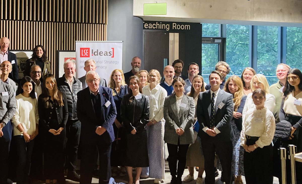 📢LSE IDEAS hosted its 2025 Alumni Policy Weekend, welcoming Executive MSc International Strategy and Diplomacy alumni to a day of panels on navigating a multipolar world. 

A huge thank you to our speakers and alumni for their insights and engagement.