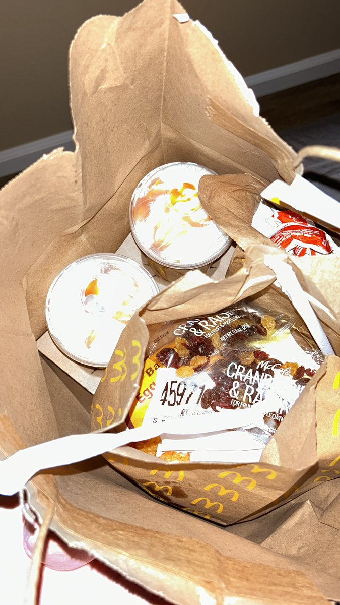 GOT MCDONALDS AND THEY GAVE ME TWO FRAPPES WHEN I ONLY ORDERED ONE?? this has never happened to me before