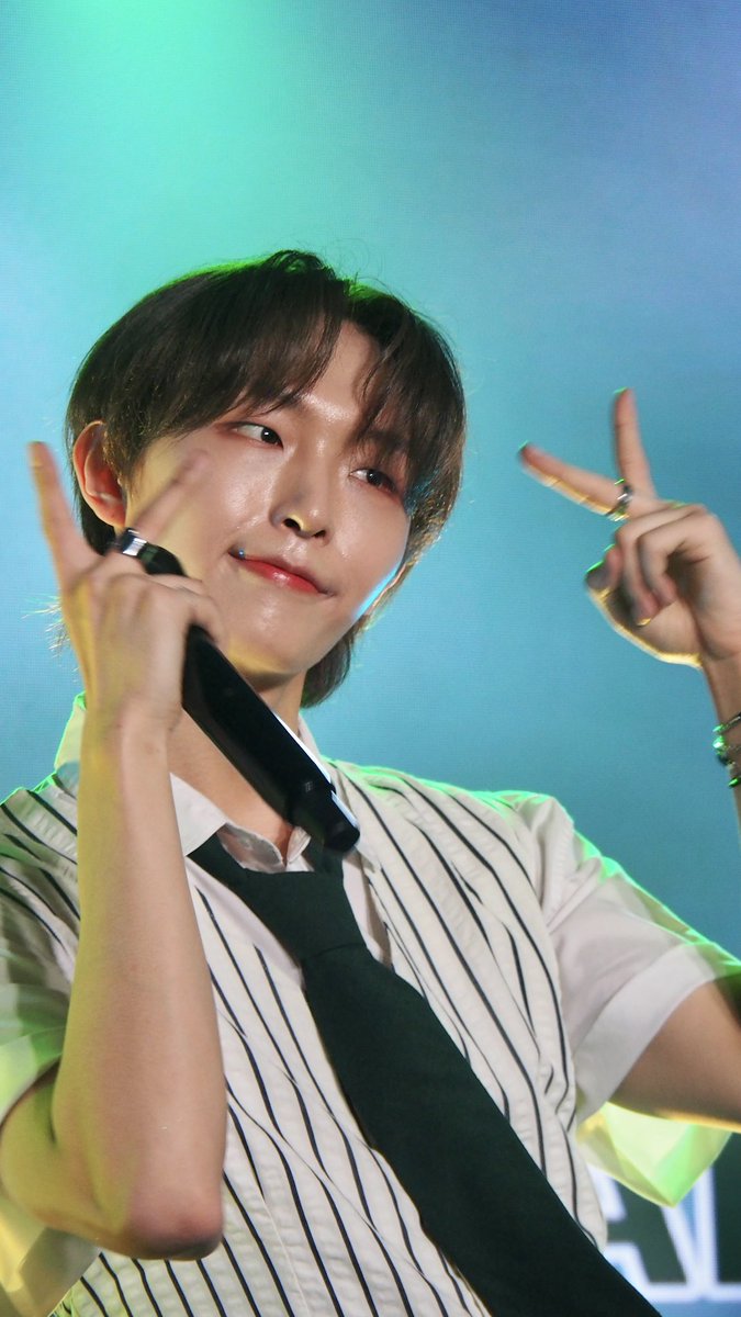 ntx_jm_o's tweet photo. 20250410 2부
𝑵𝑻𝑿 𝟐𝒏𝒅 𝑨𝒍𝒃𝒖𝒎 『𝑶𝑽𝑬𝑹_𝑻𝑹𝑨𝑪𝑲』
𝑹𝑬𝑳𝑬𝑨𝑺𝑬 𝑬𝑽𝑬𝑵𝑻 𝑰𝑵 𝑱𝑨𝑷𝑨𝑵
너무 늦어서 정말 죄송합니다🙇♂️
#XIHA #시하 #홍재민
#NTX #엔티엑스
#OVERTRACK #OVER_TRACK
#OVER_N_OVER #ONO
@NTX_OFFICIAL_ https://t.co/lkw8ylGLGb