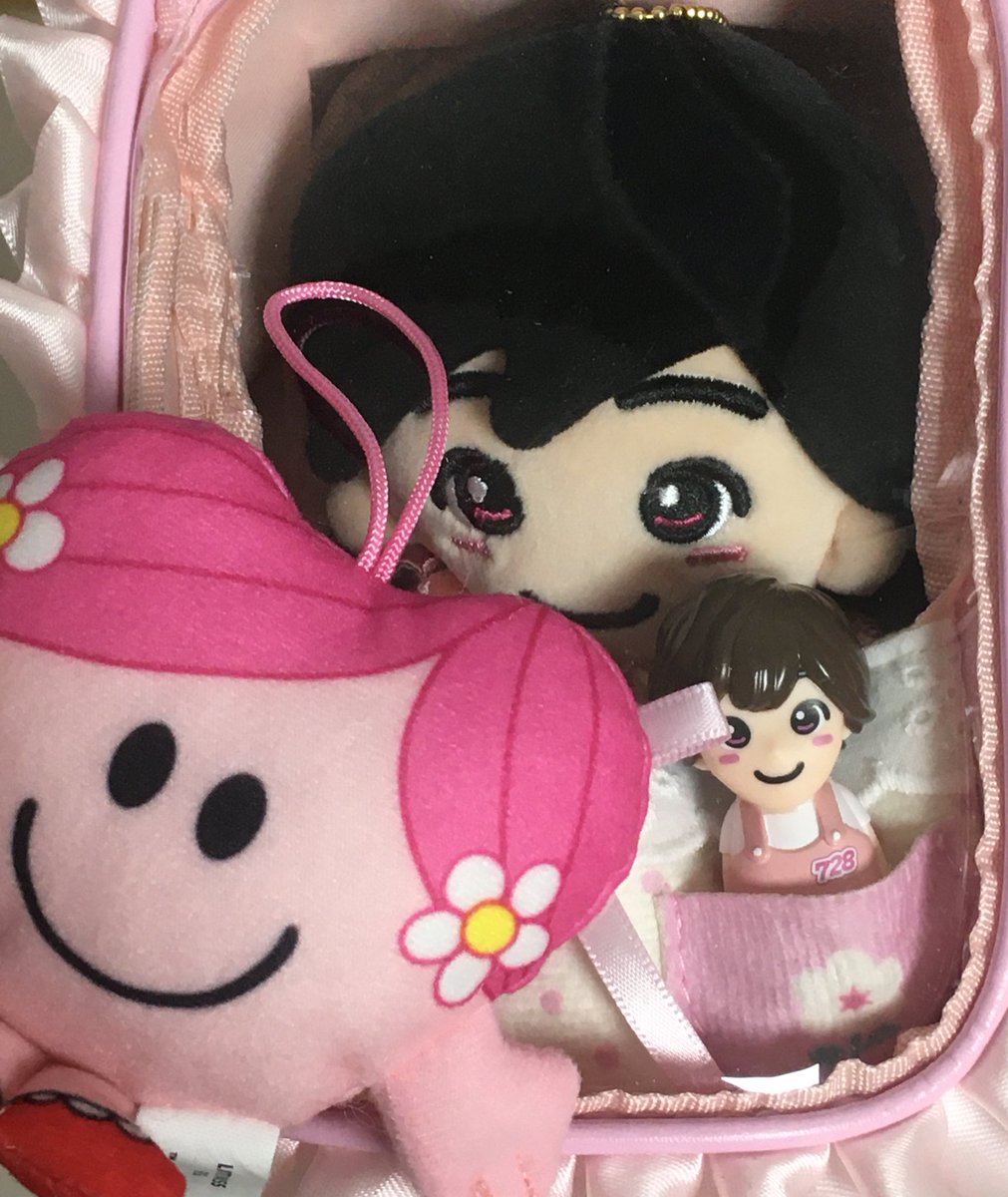 maggum's tweet photo. 포옹양이 너무너무 밋치라서 안 살 수가 xxxxx
햄버거는 철저하게 이용당했다 https://t.co/smrnwwXSHy