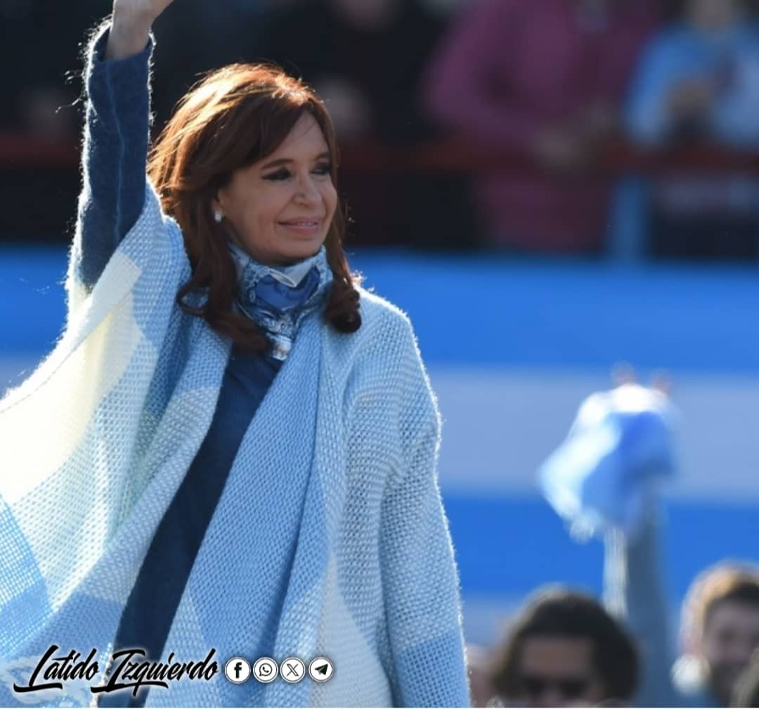 Latido Izquierdo (@latido_izquierd) on Twitter photo Desde <a href="/Latido_Izquierd/">Latido Izquierdo</a> denunciamos la persecución política, judicial, mediática e institucional contra <a href="/CFKArgentina/">Cristina Kirchner</a>, dos veces presidenta y actual líder política de la Argentina.
Llevan 80 años persiguiendo al peronismo por una sola causa: La justicia Social.
#TodosConCristina Desde <a href="/Latido_Izquierd/">Latido Izquierdo</a> denunciamos la persecución política, judicial, mediática e institucional contra <a href="/CFKArgentina/">Cristina Kirchner</a>, dos veces presidenta y actual líder política de la Argentina.
Llevan 80 años persiguiendo al peronismo por una sola causa: La justicia Social.
#TodosConCristina