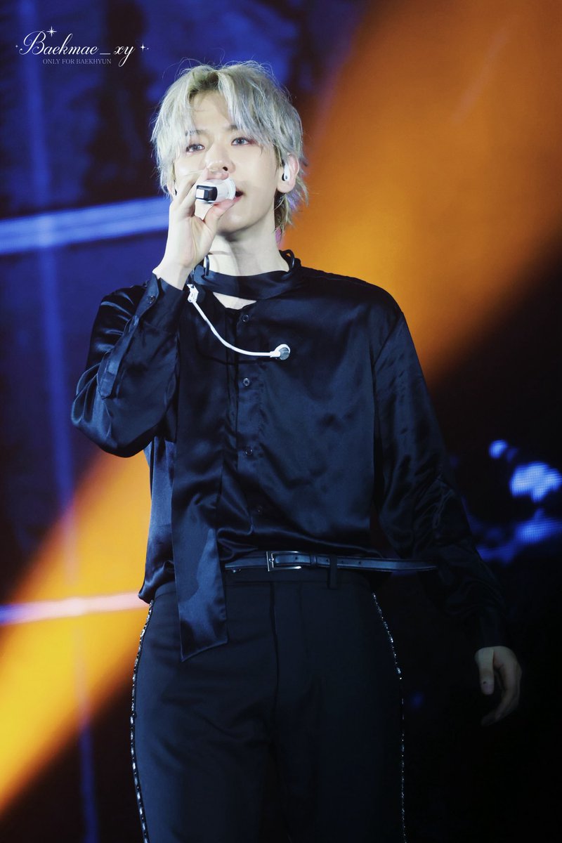 Baekmae_xy's tweet image. 20250608 BAEKHYUN WORLD TOUR &lt;Reverie&gt; in SEOUL
🖤🖤
@B_hundred_Hyun @BAEKHYUN_INB100
#BAEKHYUN #백현 #ベッキョン #伯贤