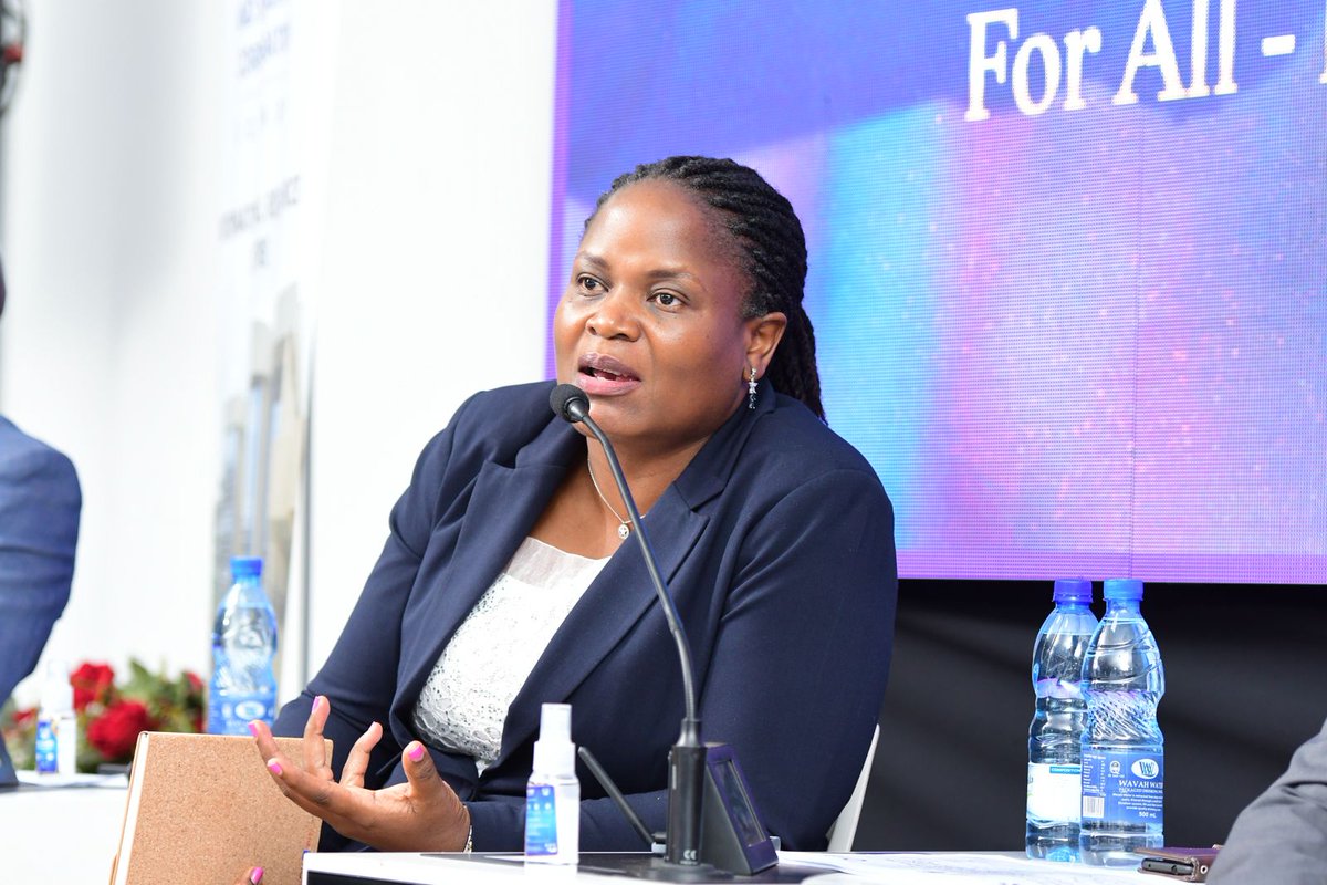 <a href="/nwscug/">NWSC 🇺🇬</a> <a href="/NWSCMD/">Dr. Silver Mugisha</a> Engineer <a href="/girenen/">Dr. Irene Nansubuga</a> the Director Water Quality at <a href="/nwscug/">NWSC 🇺🇬</a>  explains why people need to regularly clean their water tanks especially if they are the water tanks that store rainwater or are left open.

#NwscBaraza