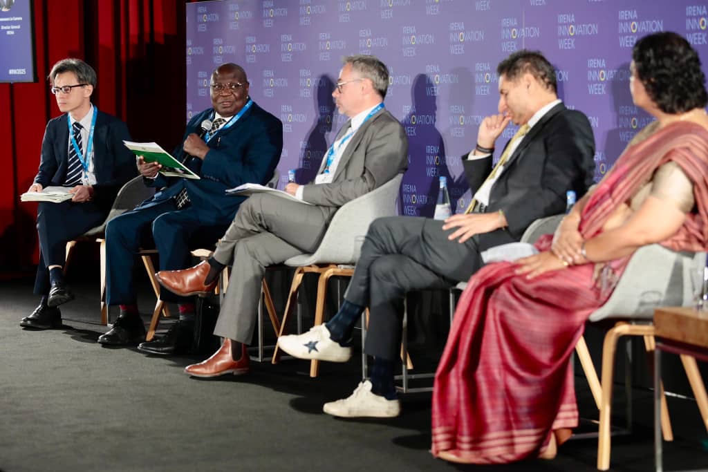 ECREEE &amp; <a href="/IRENA/">IRENA</a> renew their partnership to accelerate sustainable energy in West Africa. 

Signed at #IRENAInnovationWeek in Bonn, the 2025–2029 MoU boosts clean energy infrastructure, investment, &amp; knowledge sharing.

More: bit.ly/4kEc5bm